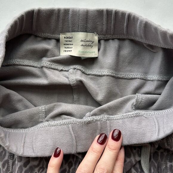 Anthropologie Saturday Sunday Gray Leopard Print Loungewear Pants Women's Size S - Picture 9 of 13